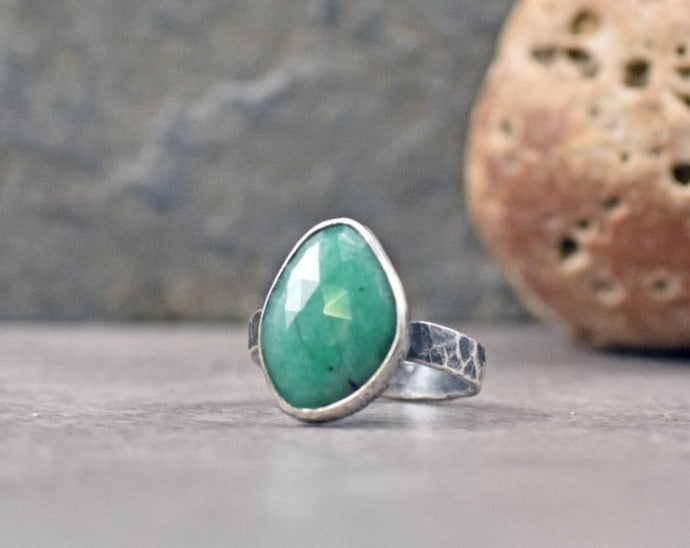 Faceted Emerald and Sterling Silver Ring, Size 7.75, Rustic Silversmith Jewelry